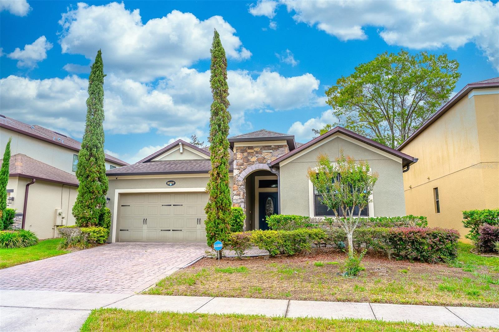 Foto de propiedad en 9907 ARMANDO CIR ORLANDO con MLS# O6414504