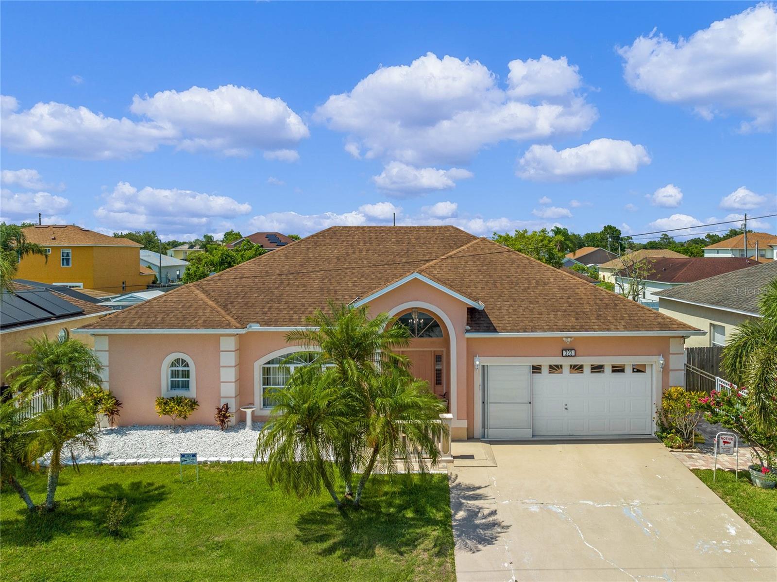 Foto de propiedad en 323 ALEGRIANO CT KISSIMMEE con MLS# O6414545