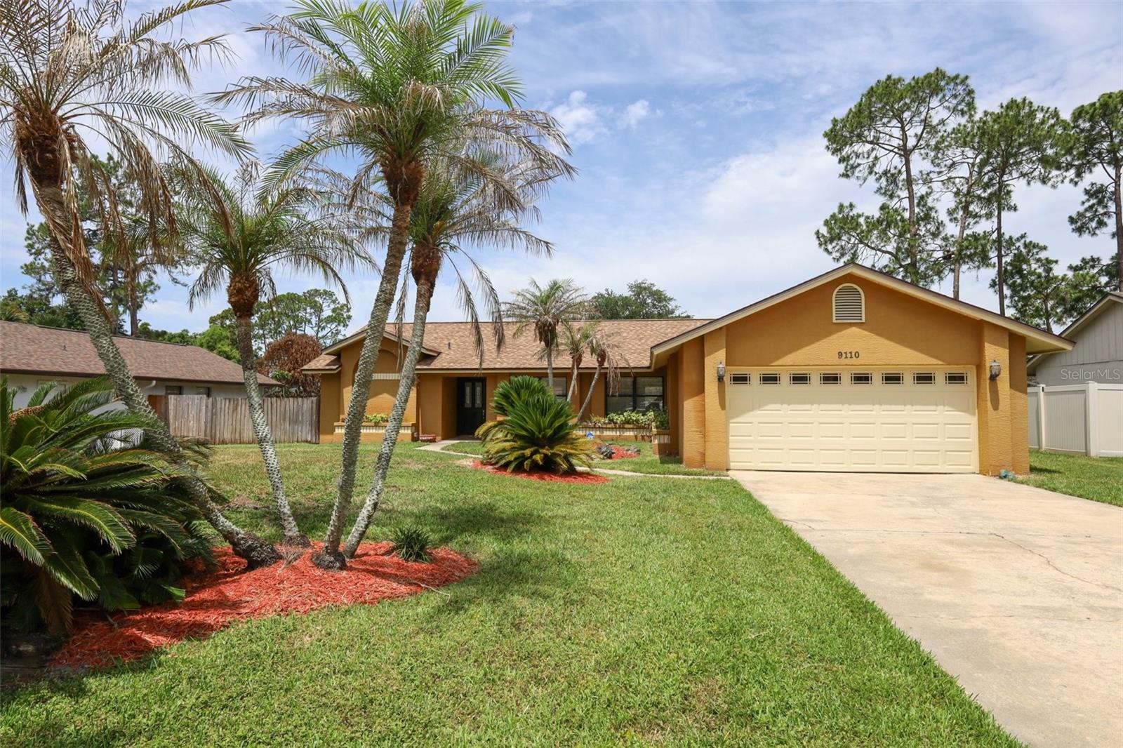 Foto de propiedad en 9110 PALM TREE DR WINDERMERE con MLS# O6414631