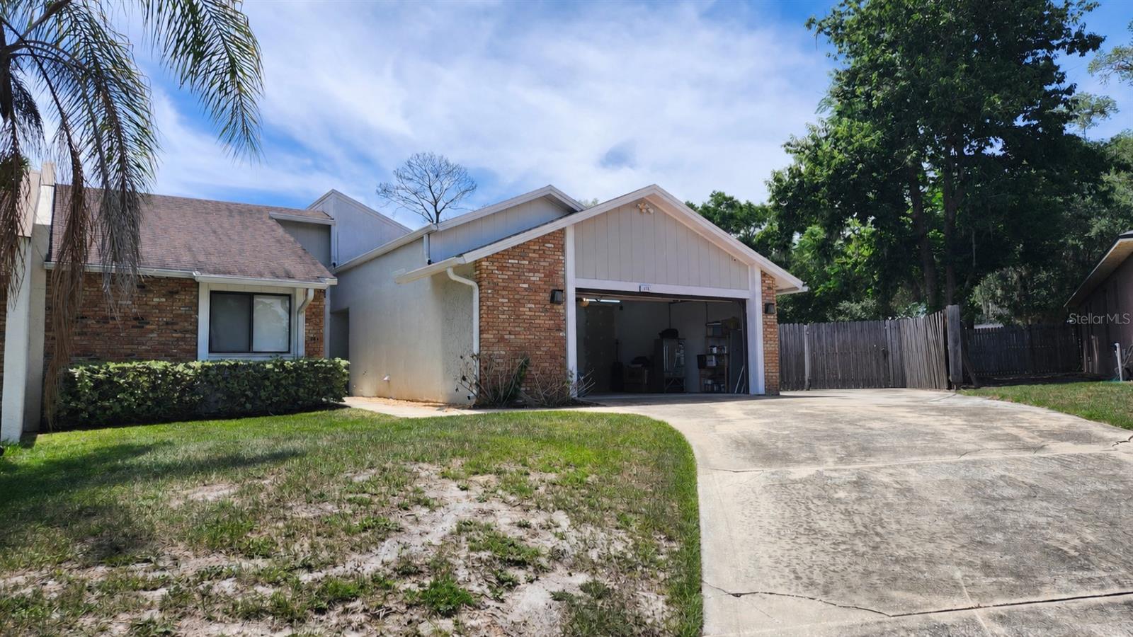 En Venta 1076 SWEET TREE CT, APOPKA, FL 32712