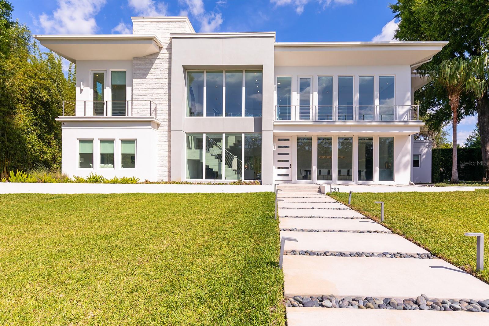 Foto de propiedad en 231 CHELTON CIR WINTER PARK con MLS# O6414890
