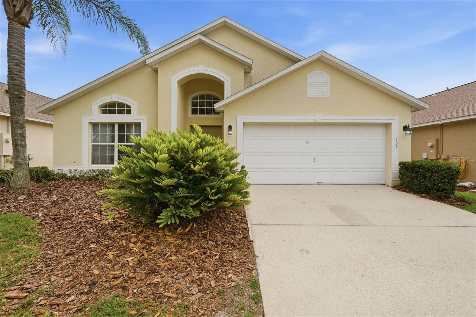 Foto de propiedad en 155 BAREFOOT BEACH WAY KISSIMMEE con MLS# O6415529