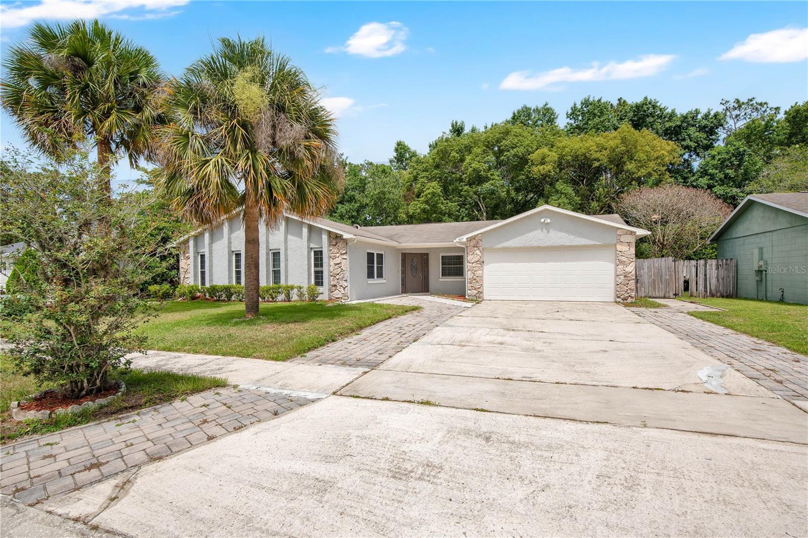 Foto de propiedad en 427 ELKWOOD LN ORLANDO con MLS# O6415633