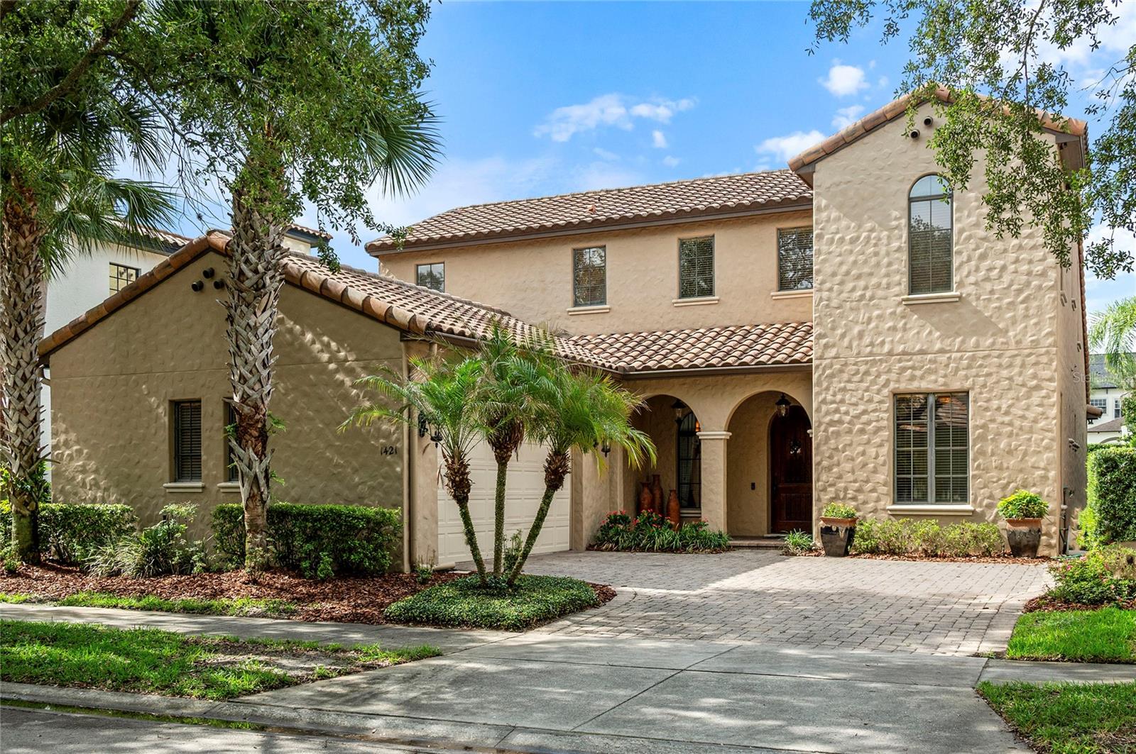 Foto de propiedad en 1421 CHAPMAN CIR WINTER PARK con MLS# O6415941