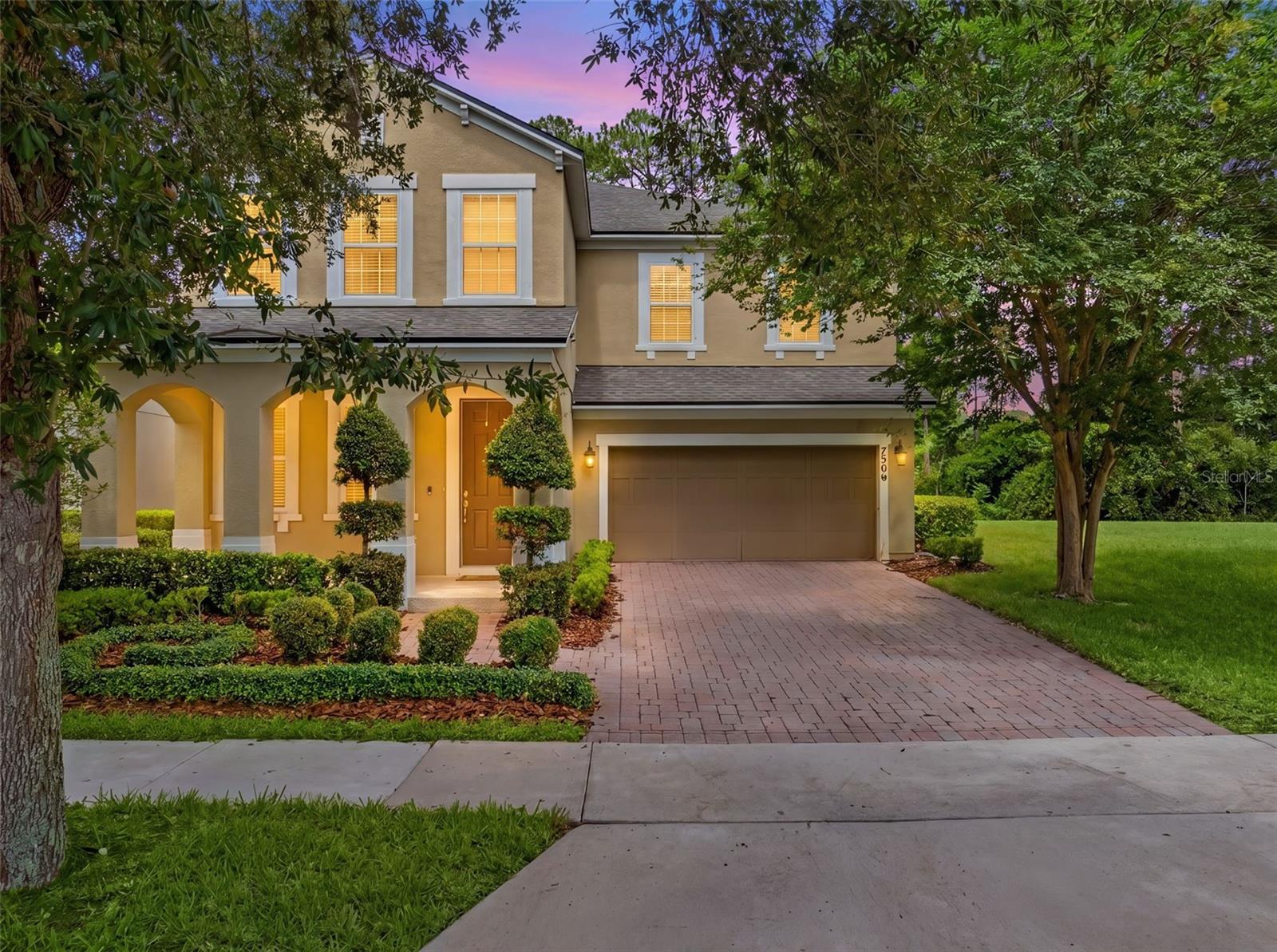 Foto de propiedad en 7906 JAILENE DR WINDERMERE con MLS# O6416776