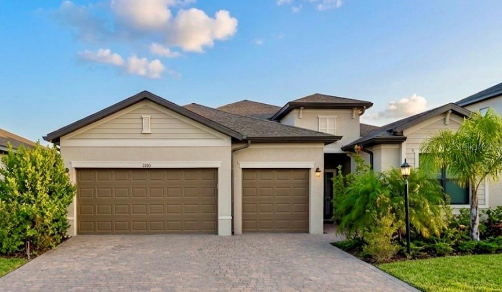 En Venta 3280 ALTIMIRA DR, FORT MYERS, FL 33905