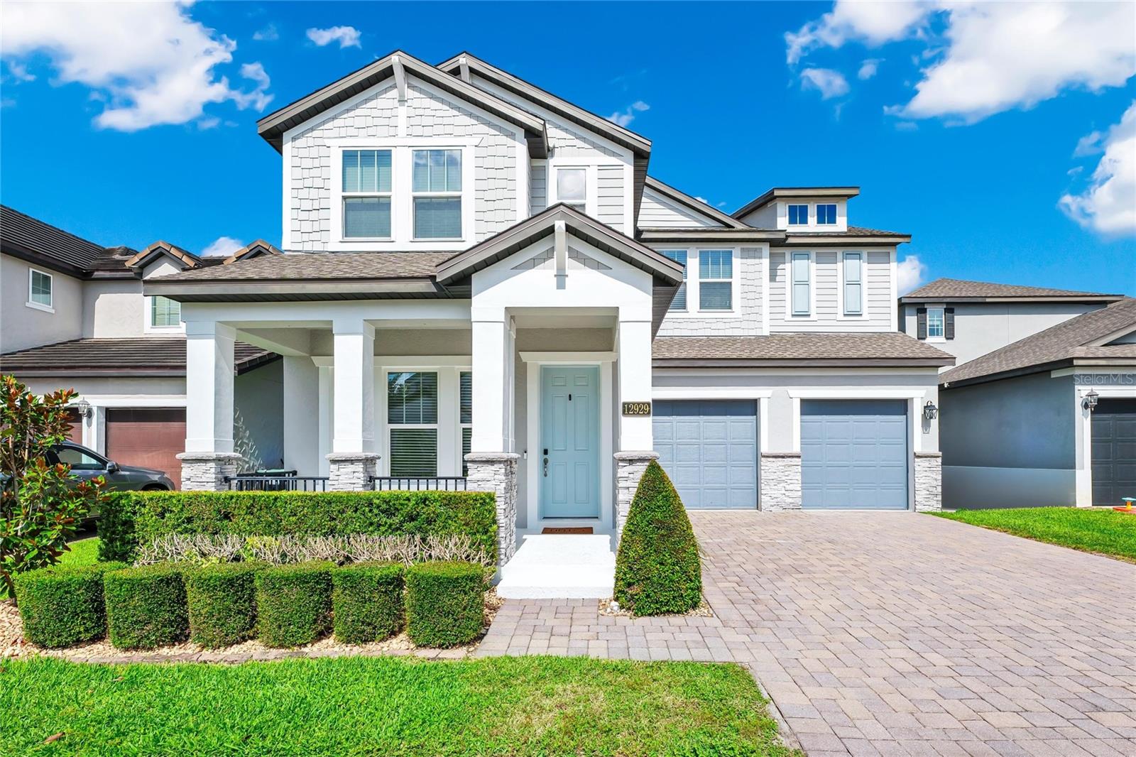 Foto de propiedad en 12929 WESTSIDE VILLAGE LOOP WINDERMERE con MLS# O6417680