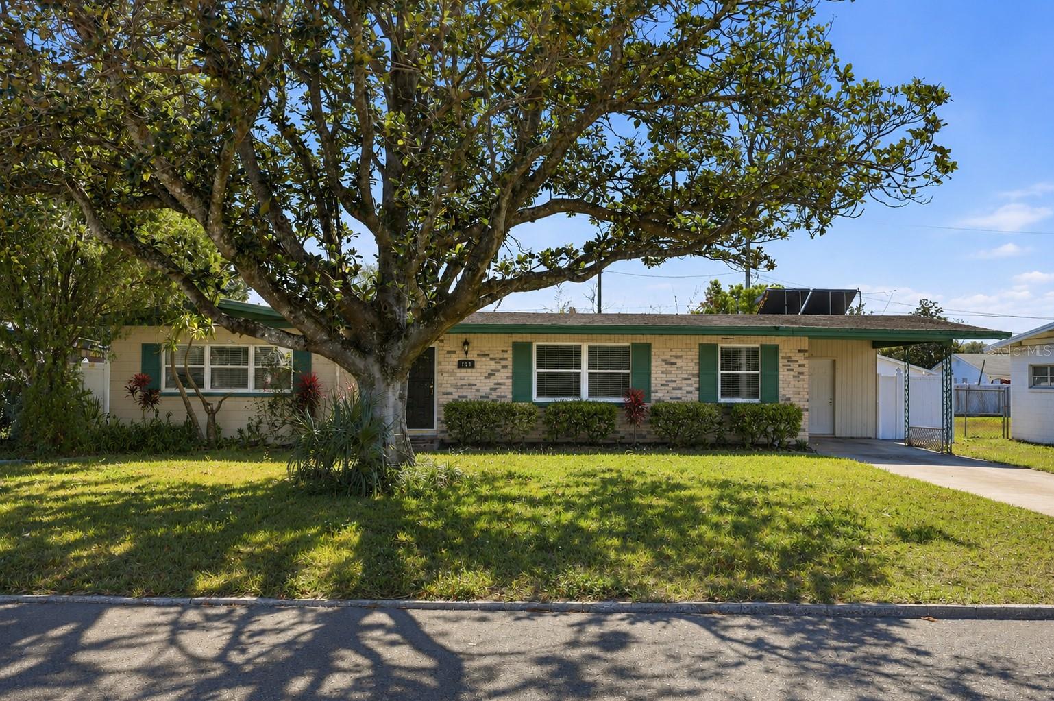 Foto de propiedad en 4412 ROCKLEDGE RD ORLANDO con MLS# O6417994