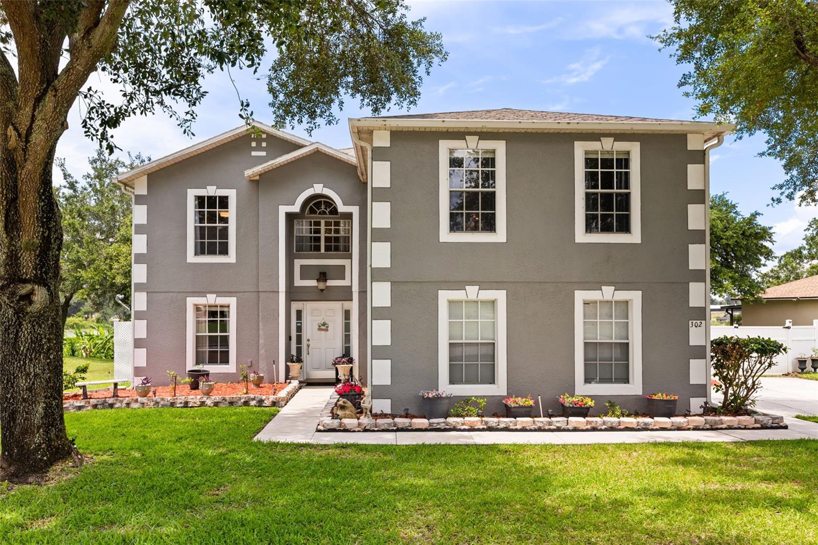 En Venta 302 LAKE SHEPARD DR, APOPKA, FL 32703