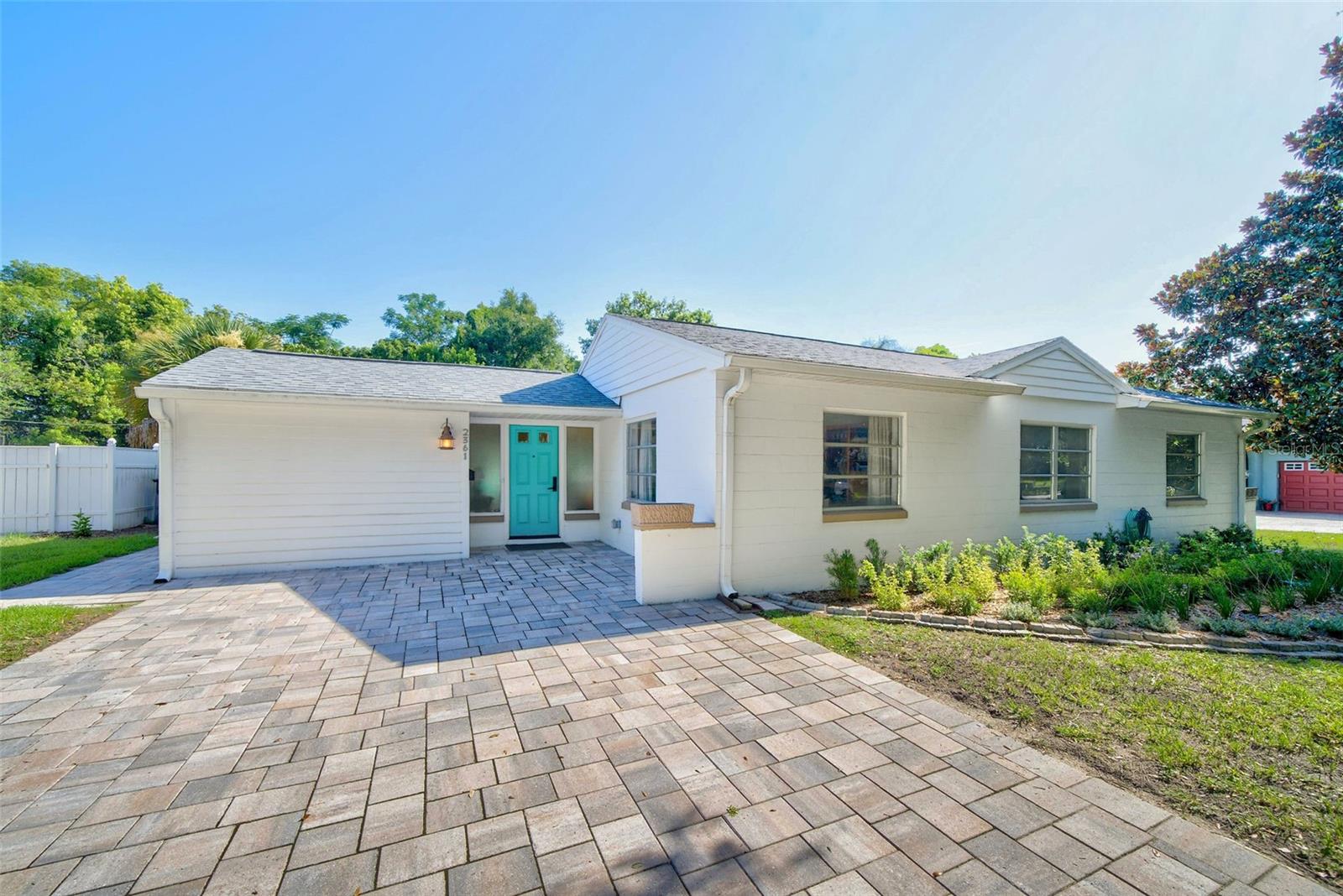2361 Roxbury Road