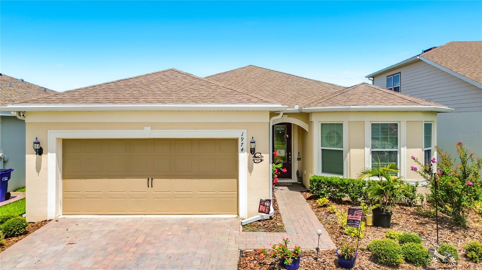 Foto de propiedad en 1974 SPRING SHOWER CIR KISSIMMEE con MLS# O6418282