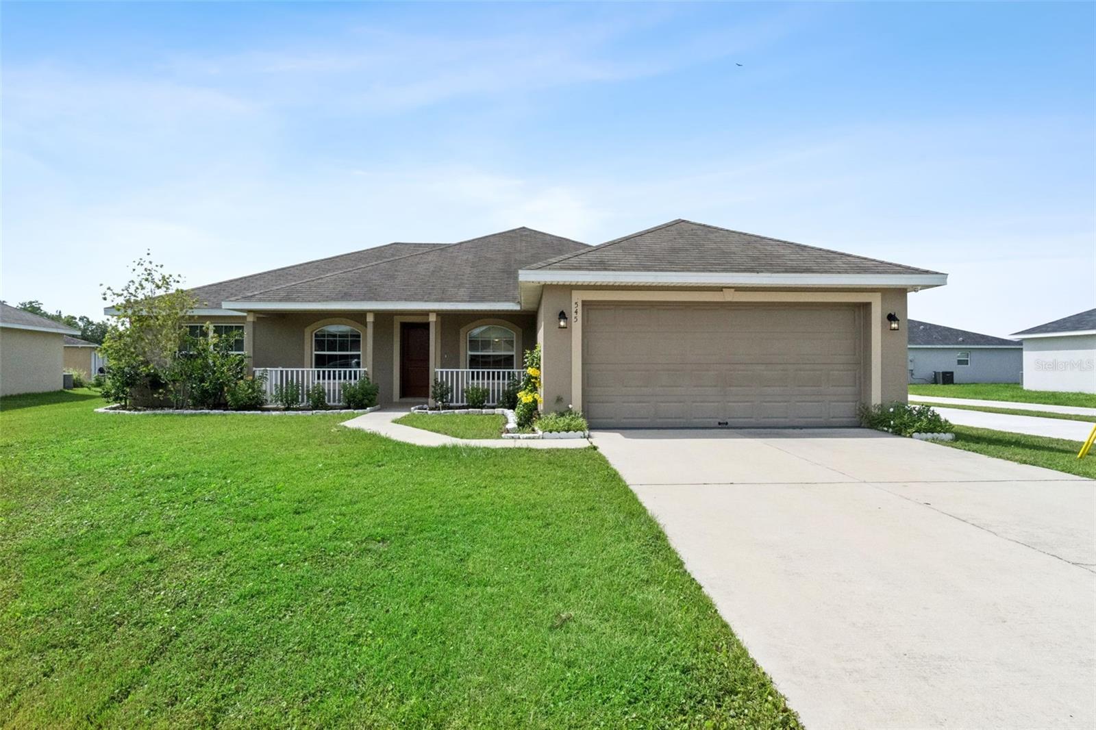 Foto de propiedad en 545 VICEROY CT KISSIMMEE con MLS# O6418547
