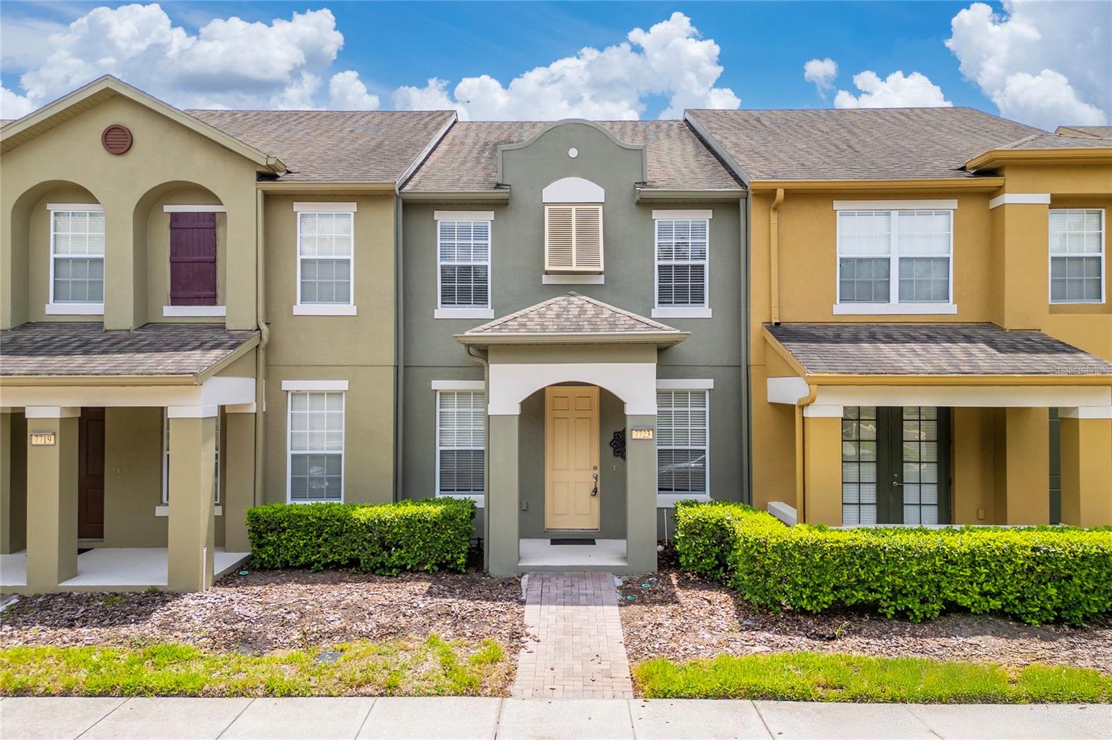 Foto de propiedad en 7723 FAIRGROVE AVE WINDERMERE con MLS# O6418789