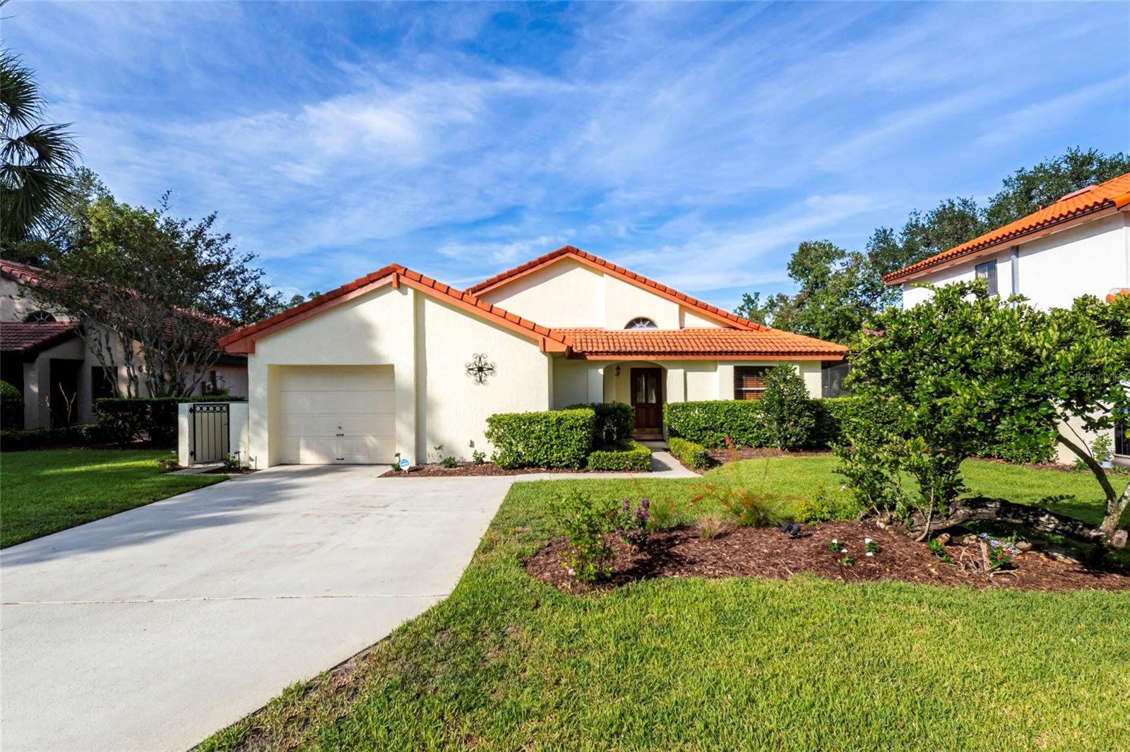 Foto de propiedad en 6350 PARSON BROWN DR ORLANDO con MLS# O6418967