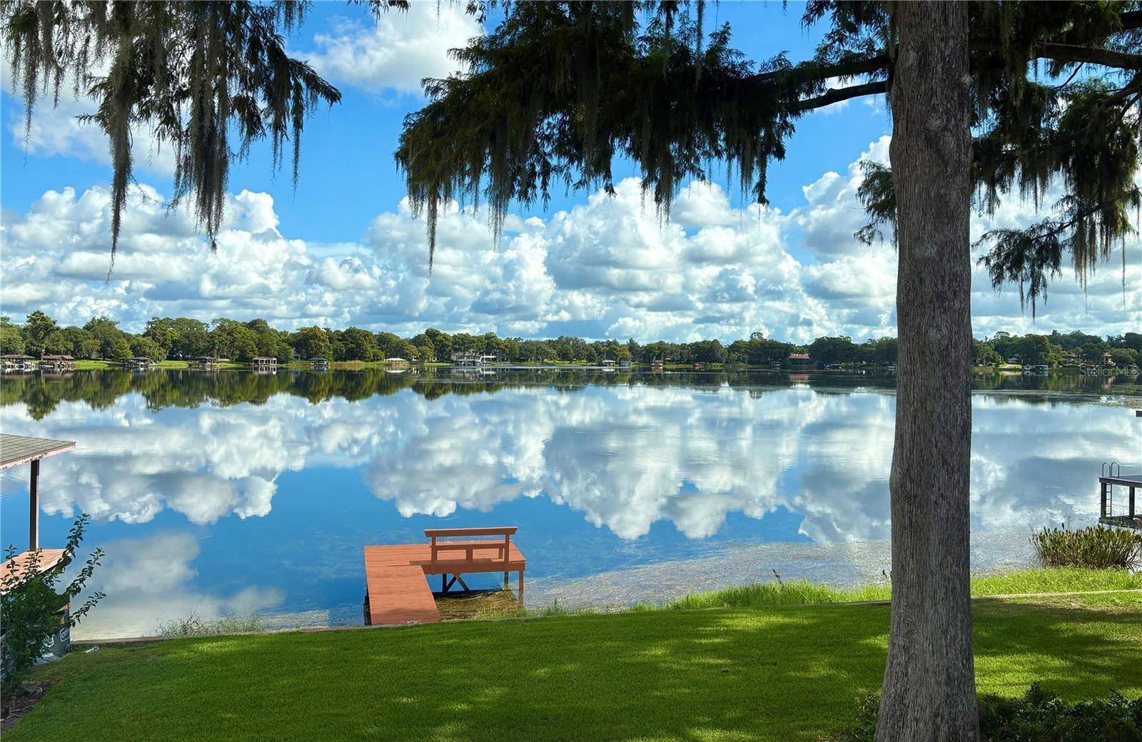 Foto de propiedad en 2655 LAKE SHORE DR ORLANDO con MLS# O6419043