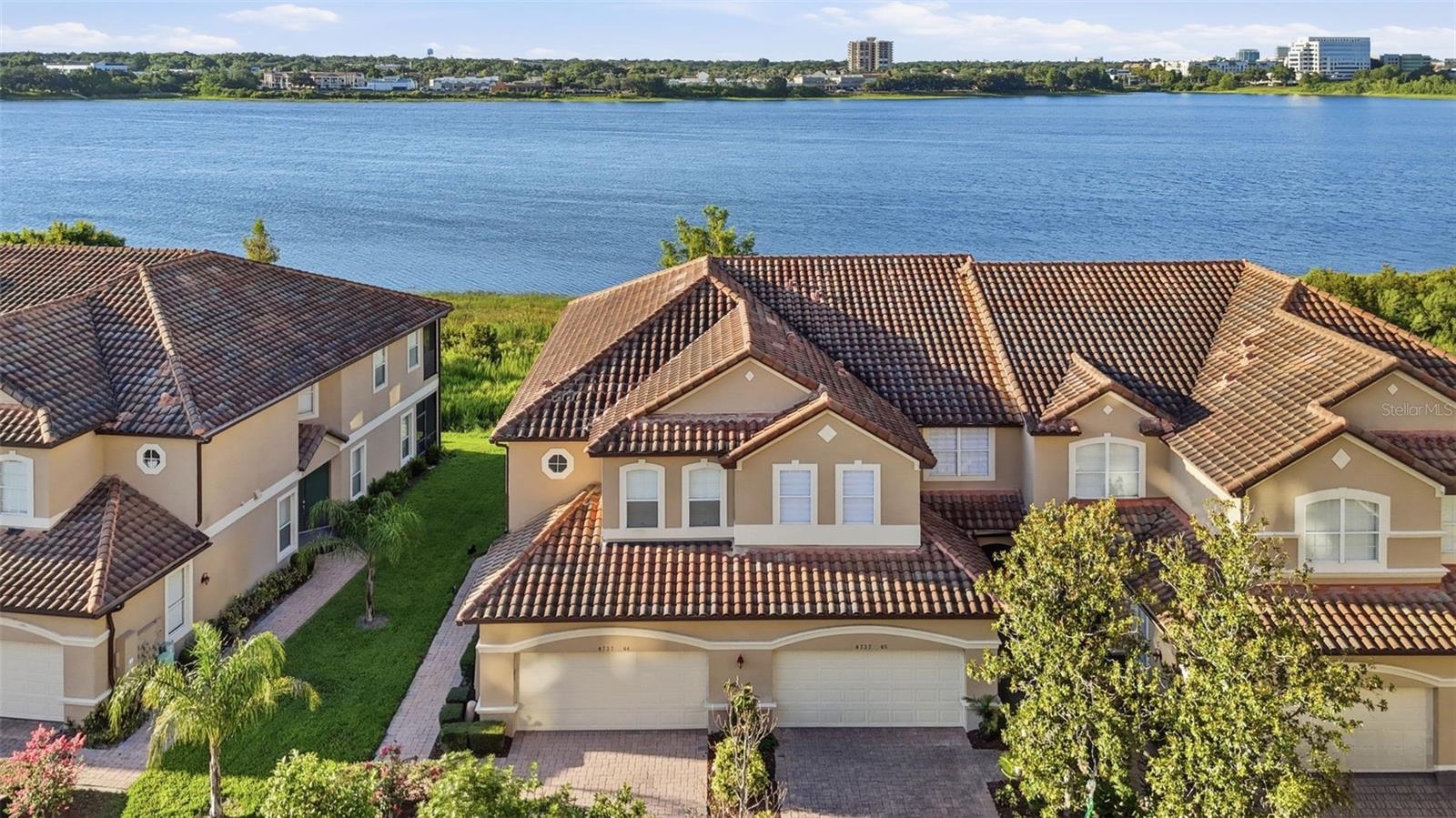 En Venta 8737 THE ESPLANADE #64, ORLANDO, FL 32836