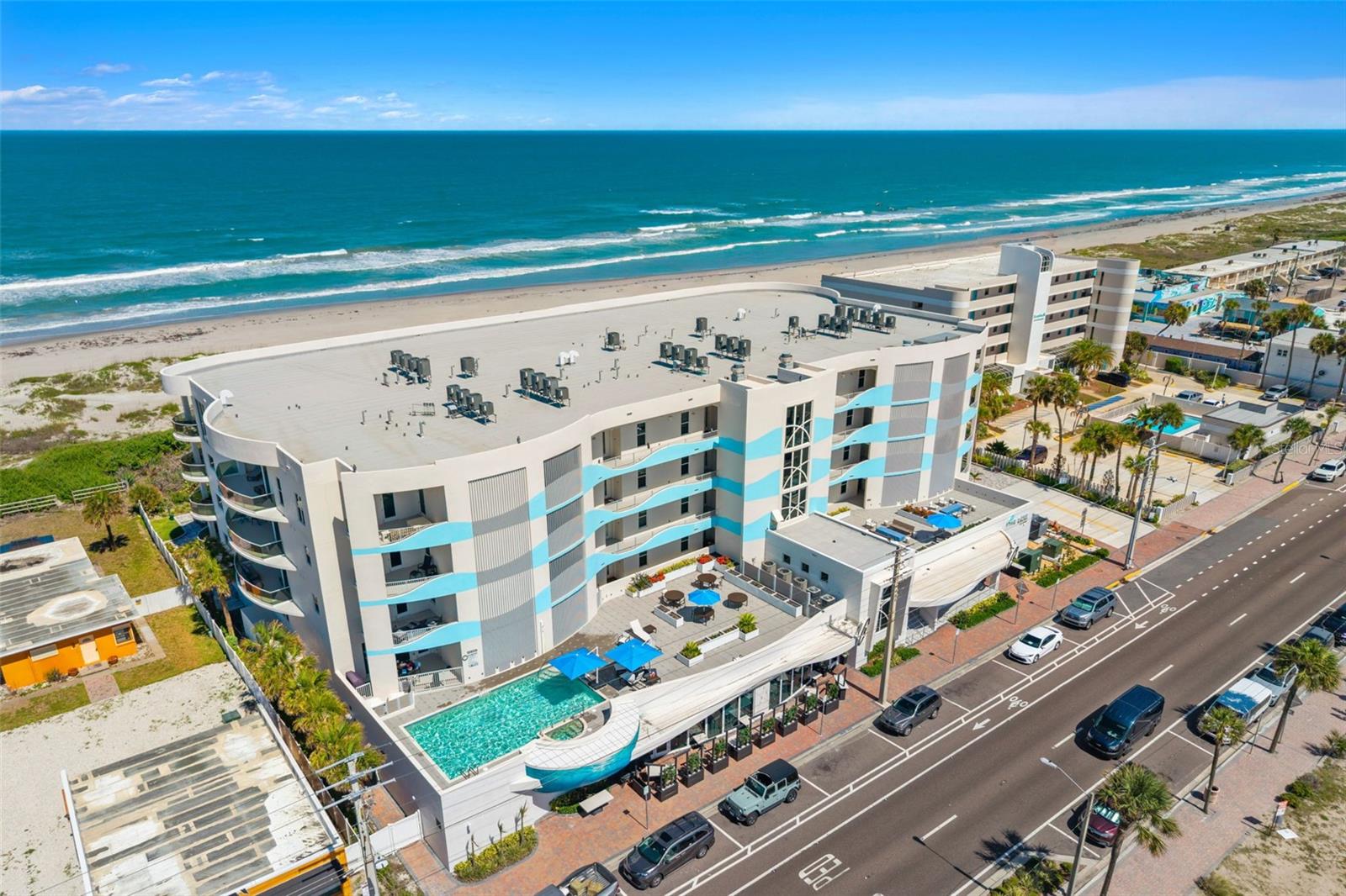 Foto de propiedad en 65 N ATLANTIC AVE #205 COCOA BEACH con MLS# O6419218