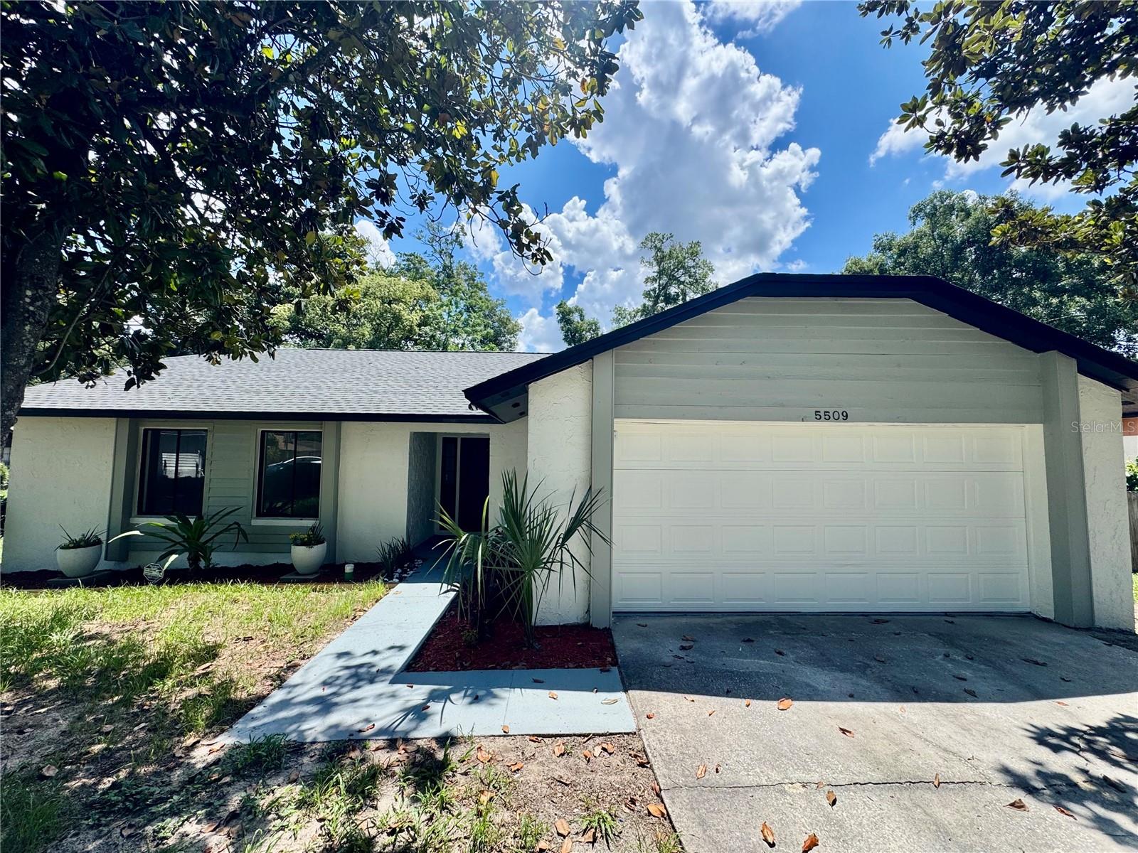 Foto de propiedad en 5509 LIGHTHOUSE RD ORLANDO con MLS# O6419296