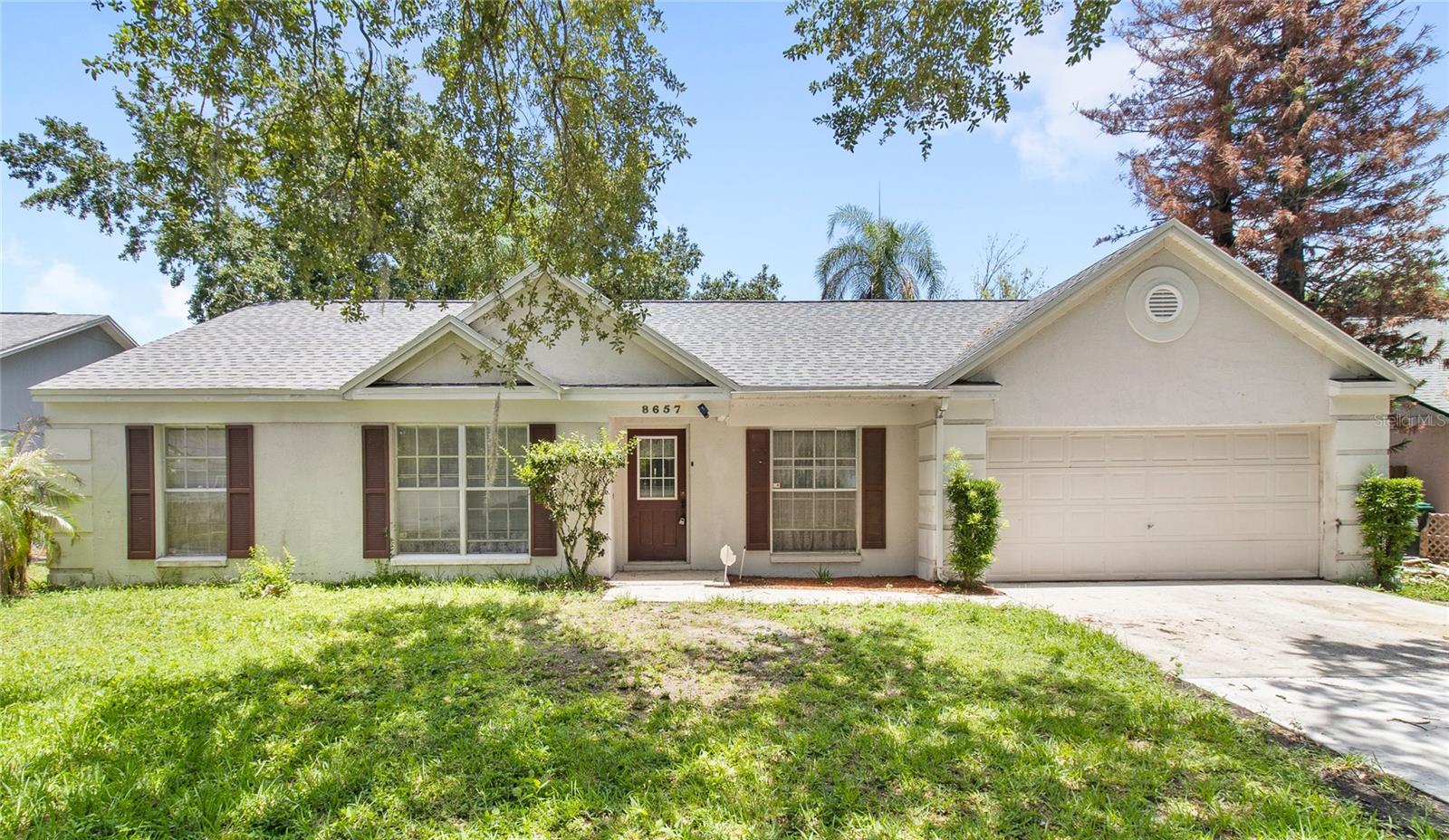 Foto de propiedad en 8657 CROSSBAY DR ORLANDO con MLS# O6419413