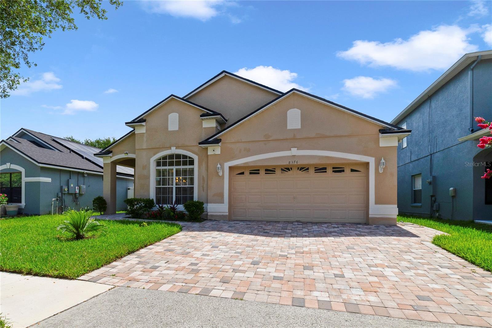 En Venta 8376 PORT LANCASHIRE DR, ORLANDO, FL 32829