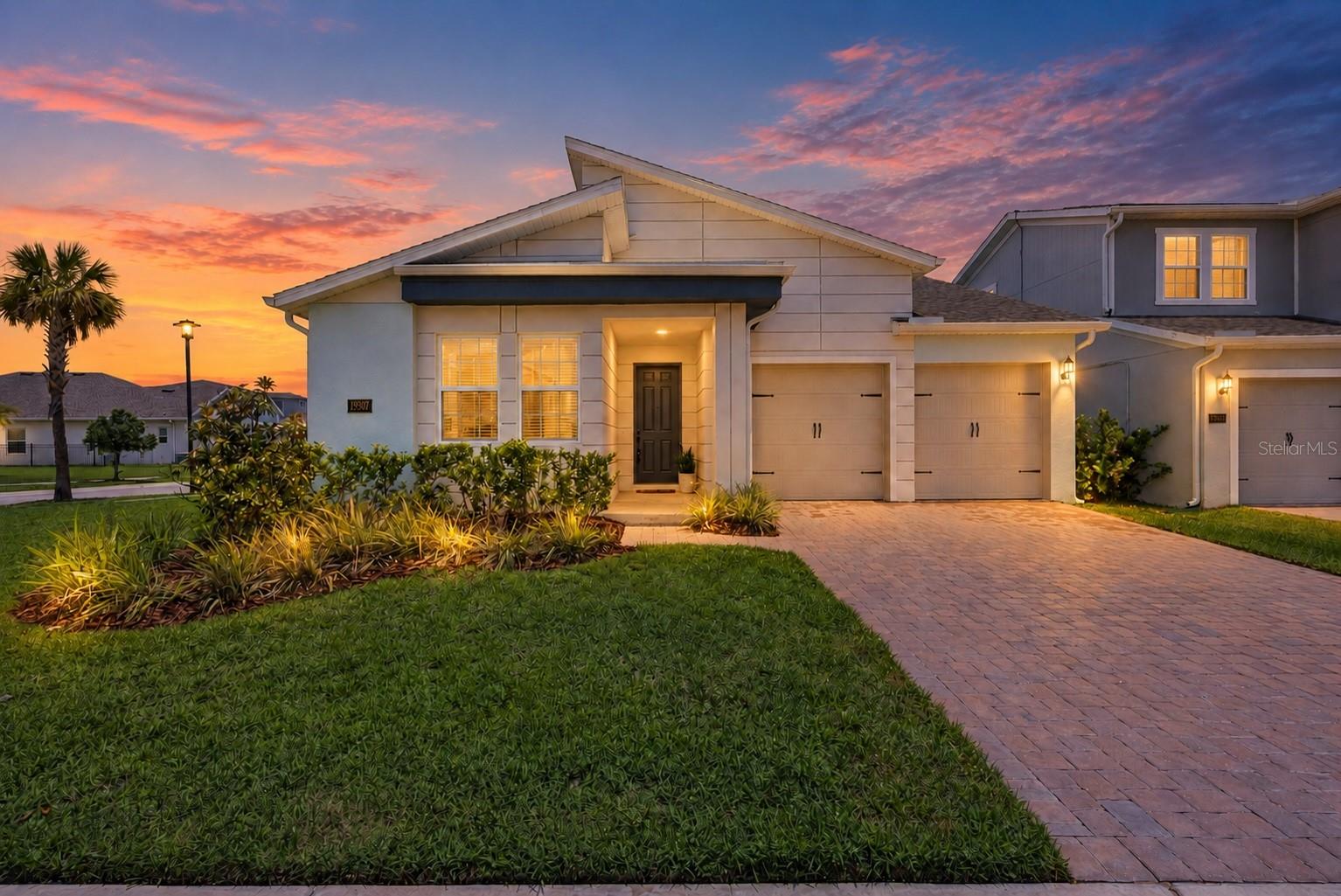 Foto de propiedad en 19307 BANFIELD PL ORLANDO con MLS# O6419912
