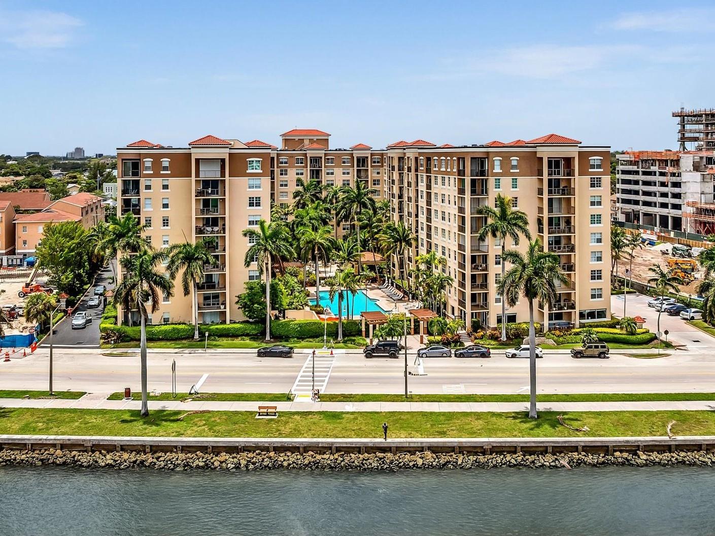 Foto de propiedad en 1801 N FLAGLER DR #416 WEST PALM BEACH con MLS# O6419969