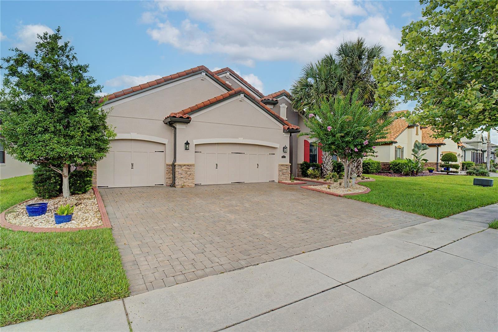 Foto de propiedad en 3820 BOWFIN TRL KISSIMMEE con MLS# O6420099