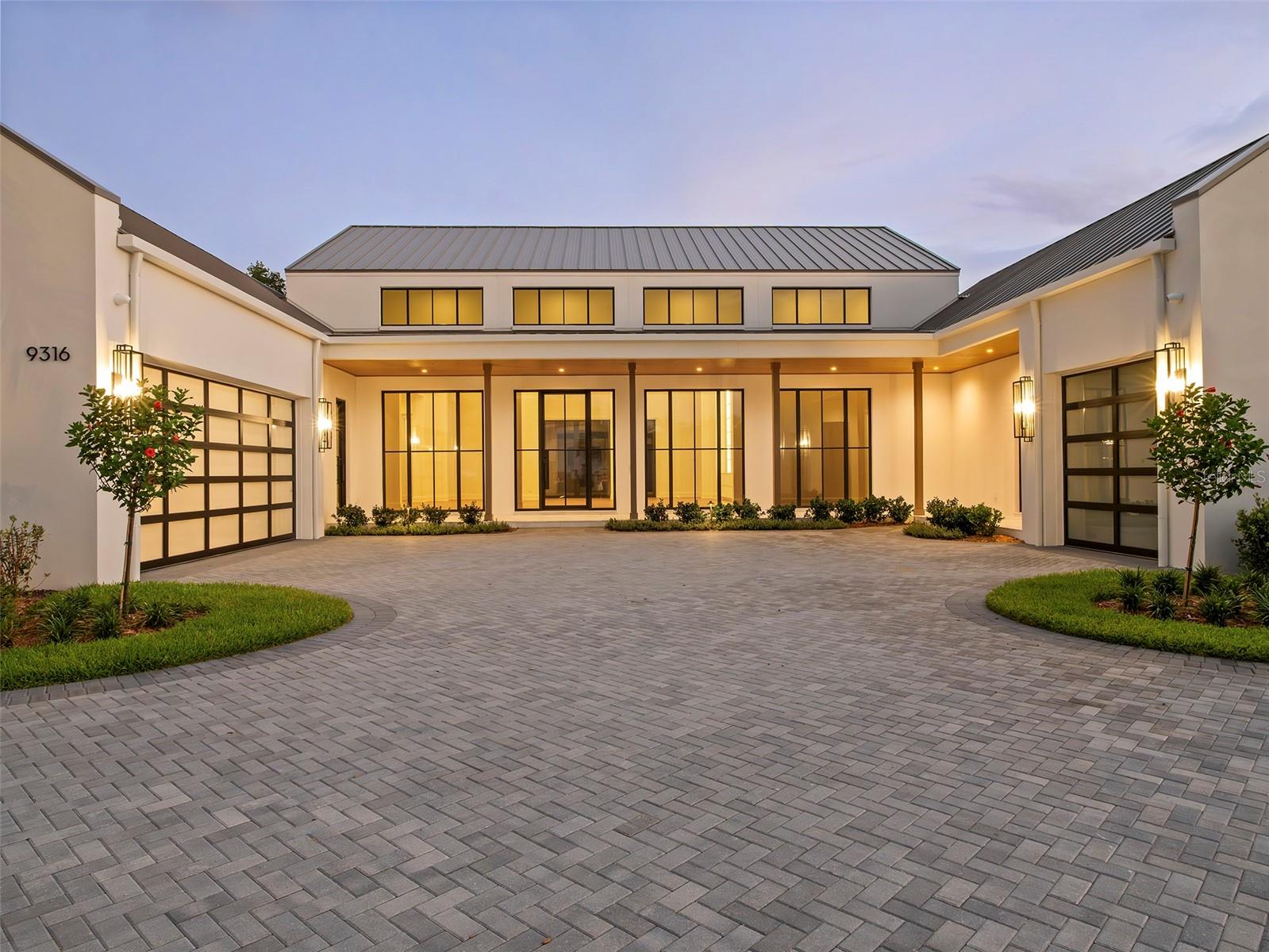 Foto de propiedad en 9316 GLADYS GARDEN CT WINDERMERE con MLS# O6420326
