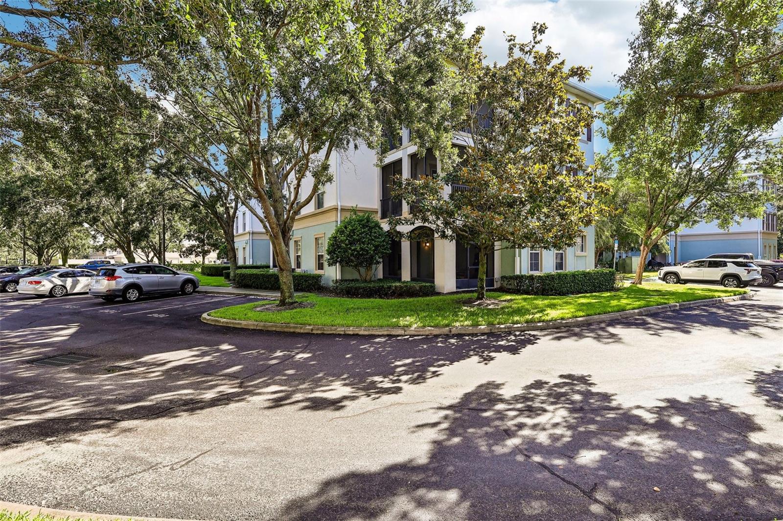 Foto de propiedad en 11446 JASPER KAY TER #103 WINDERMERE con MLS# O6420653