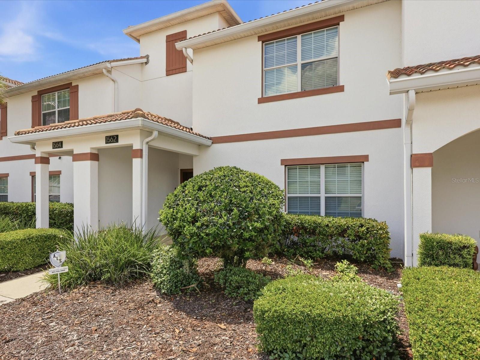 Foto de propiedad en 1562 MOON VALLEY DR DAVENPORT con MLS# O6420669