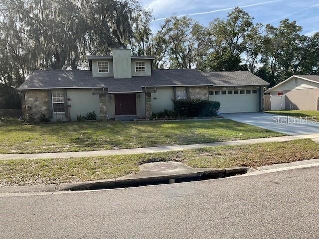 Foto de propiedad en 6206 CHINABERRY DR ORLANDO con MLS# O6420722