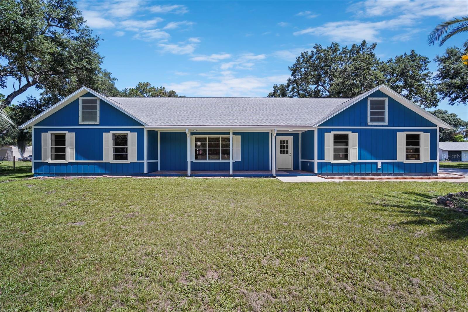 Foto de propiedad en 4036 ARLINGTON AVE MIMS con MLS# O6421191