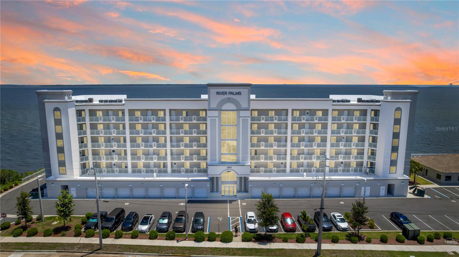 Foto de propiedad en 1805 RIVERSIDE DR #506 TITUSVILLE con MLS# O6421230