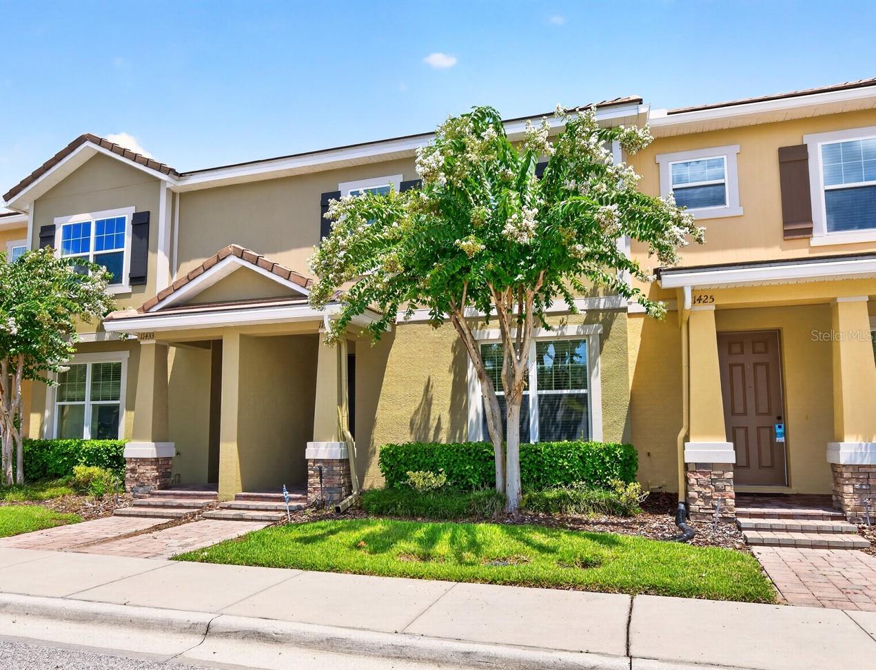 Foto de propiedad en 11429 BROWNSTONE ST WINDERMERE con MLS# O6421245
