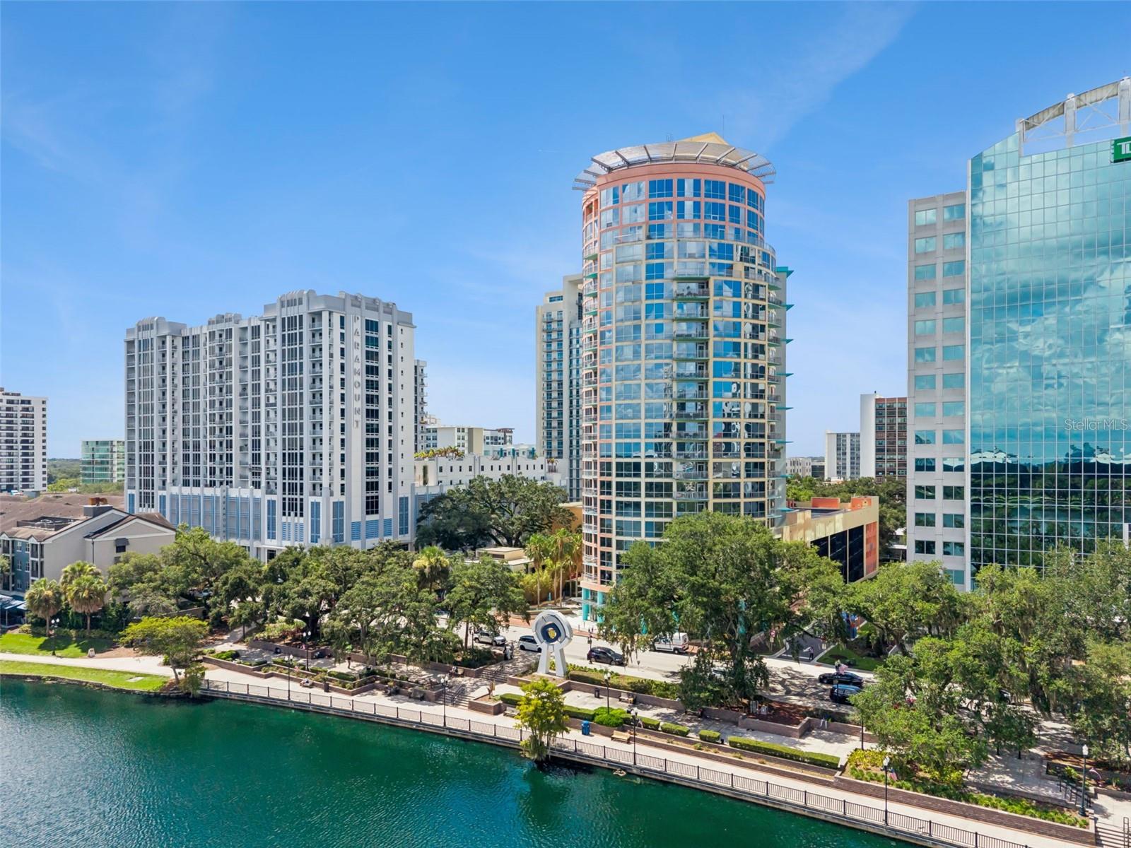 En Venta 322 E CENTRAL BLVD #1107, ORLANDO, FL 32801