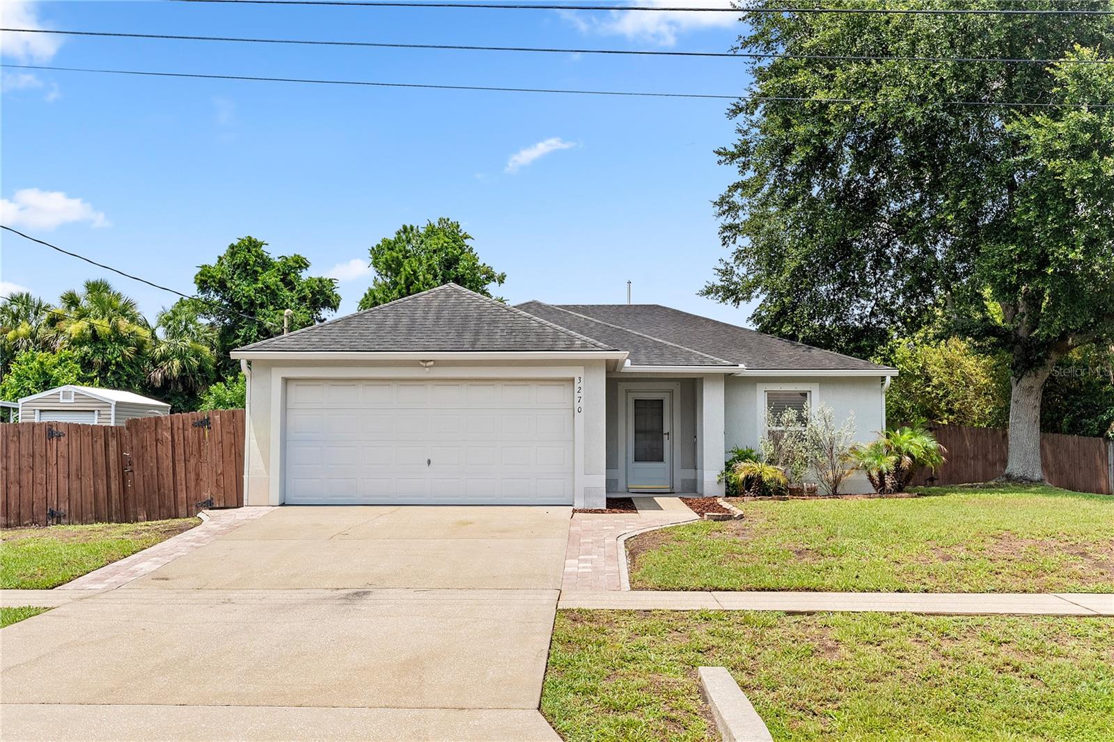 Foto de propiedad en 3270 CRAGGY BLUFF PL COCOA con MLS# O6421872