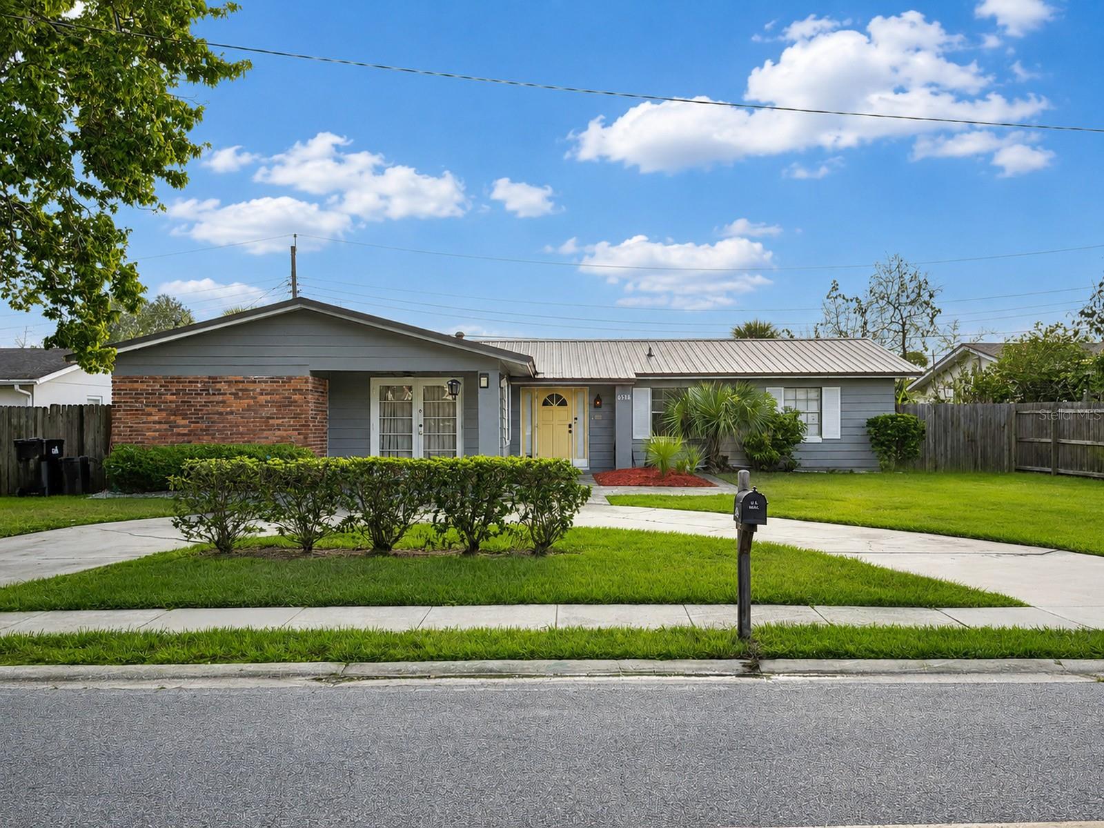 En Venta 6518 VOLTAIRE DR, ORLANDO, FL 32809