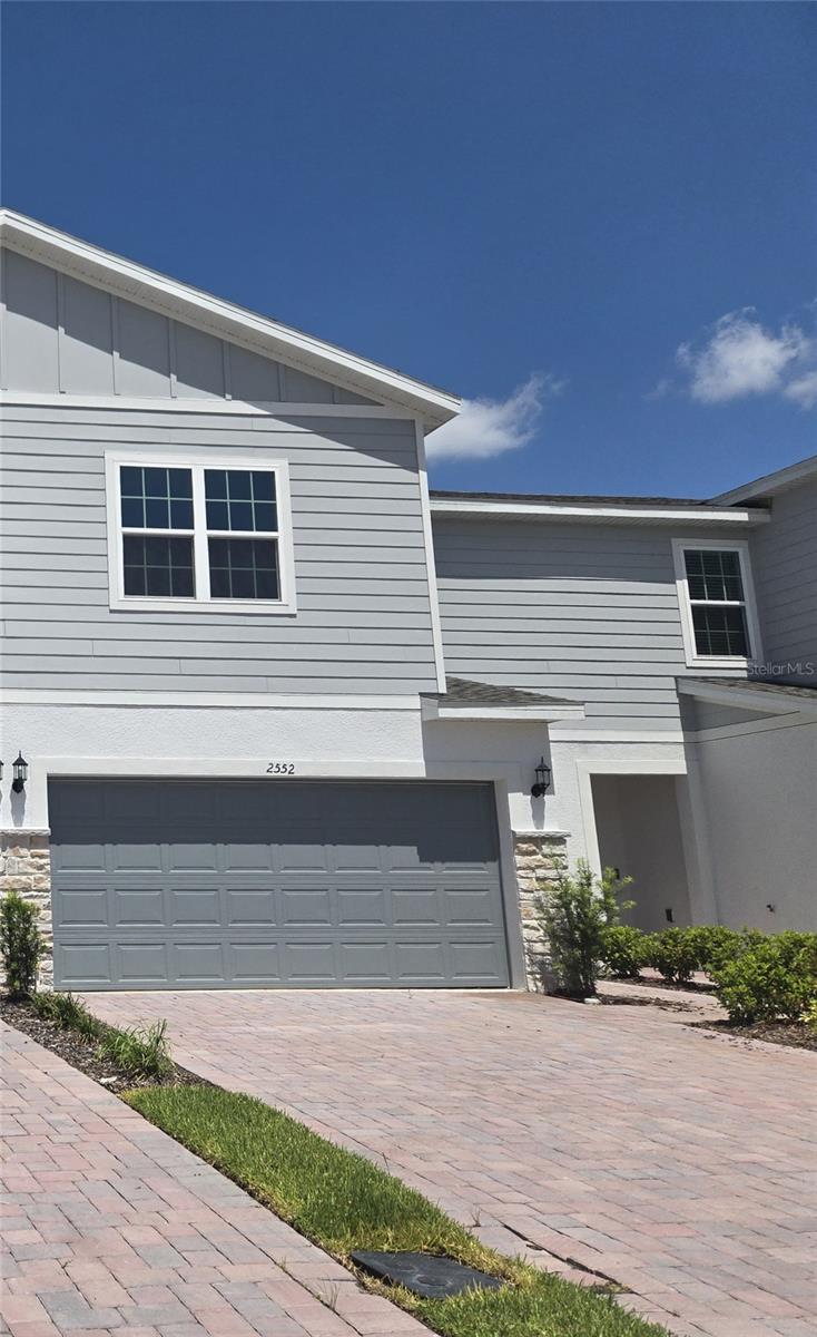 Foto de propiedad en 2552 STARRY PT ST CLOUD con MLS# O6422104