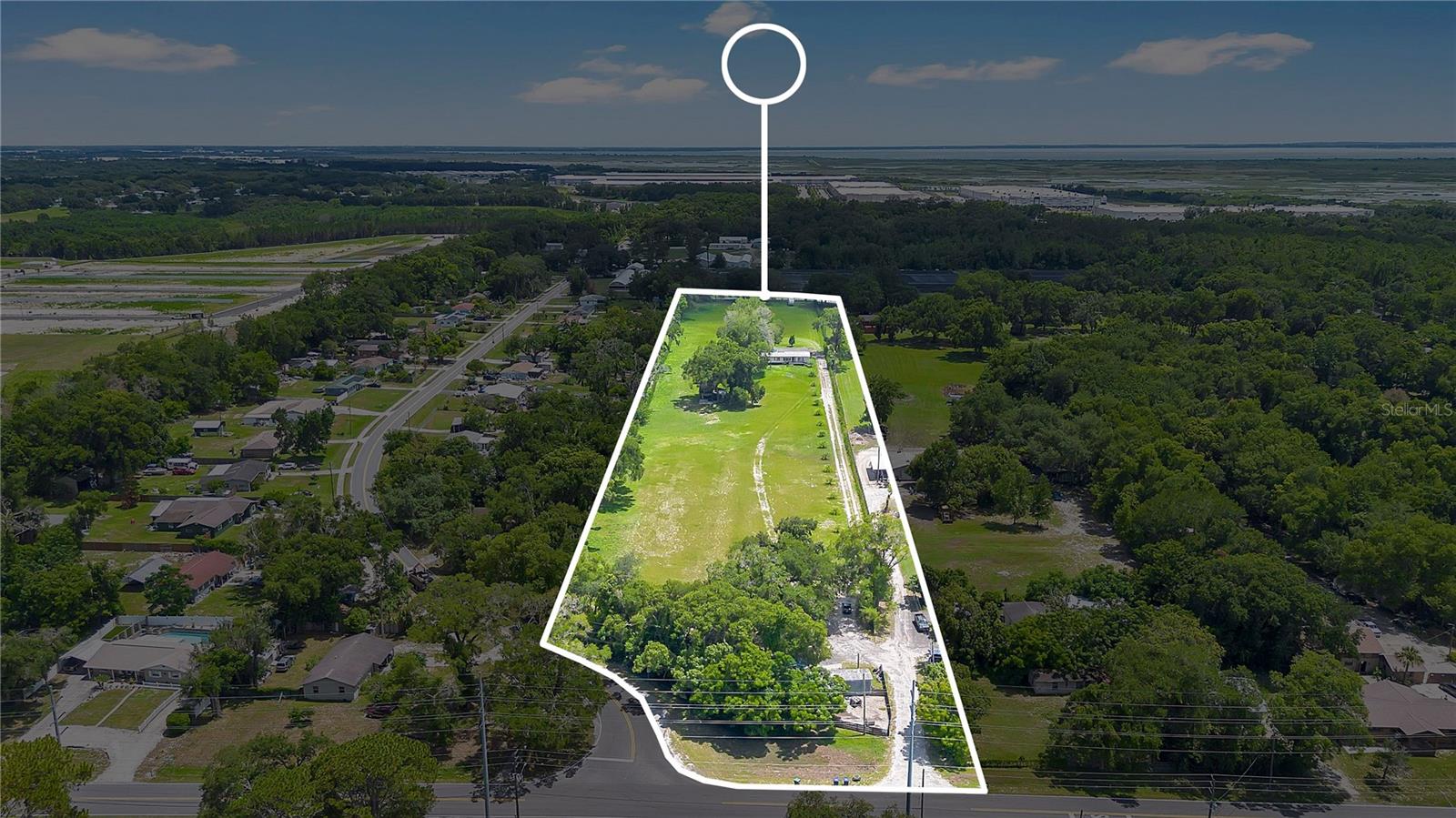 Foto de propiedad en 4850 W PONKAN RD APOPKA con MLS# O6422335