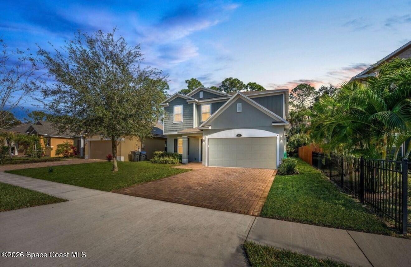 Foto de propiedad en 5573 REAGAN AVE TITUSVILLE con MLS# O6422708
