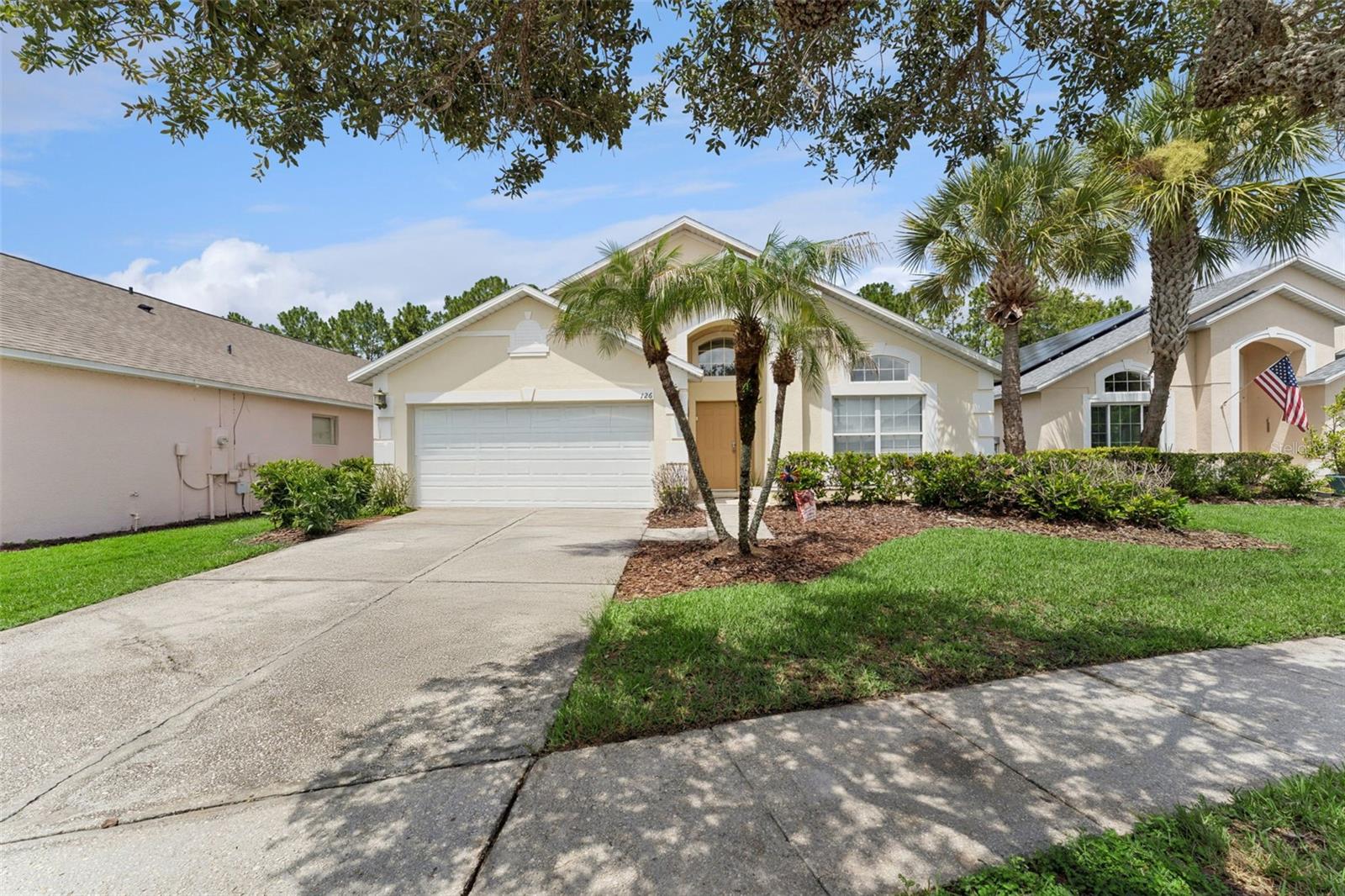 Foto de propiedad en 126 MADIERA BEACH BLVD KISSIMMEE con MLS# O6422779