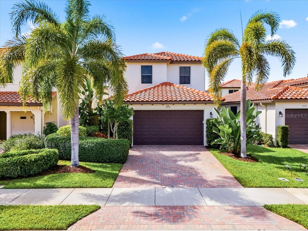 Foto de propiedad en 5434 USEPPA DR AVE MARIA con MLS# O6422863