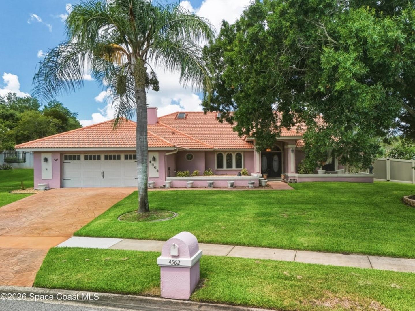Foto de propiedad en 4562 HELENA DR TITUSVILLE con MLS# O6422908
