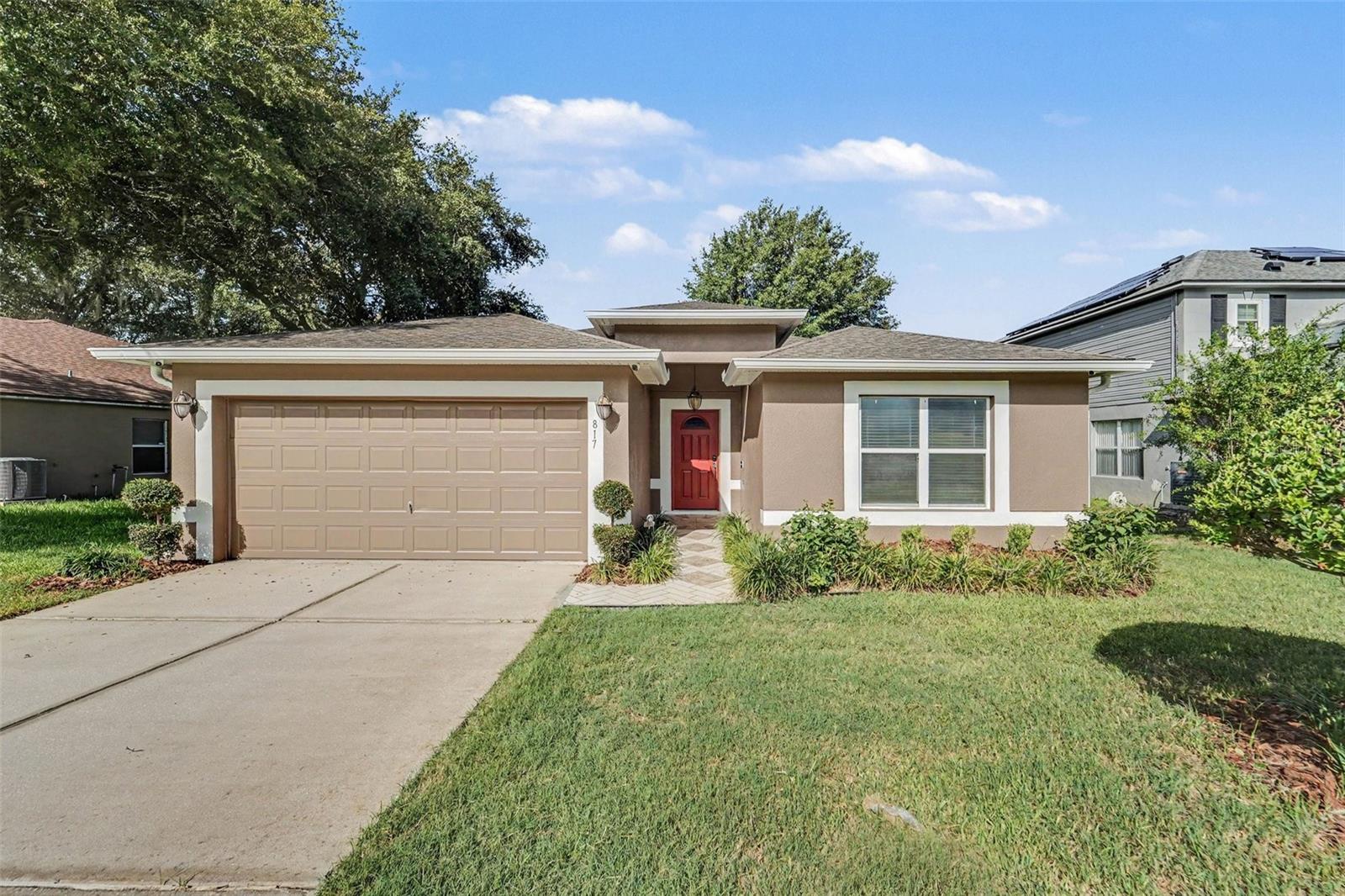 Foto de propiedad en 817 LAKE DOE BLVD APOPKA con MLS# O6423128