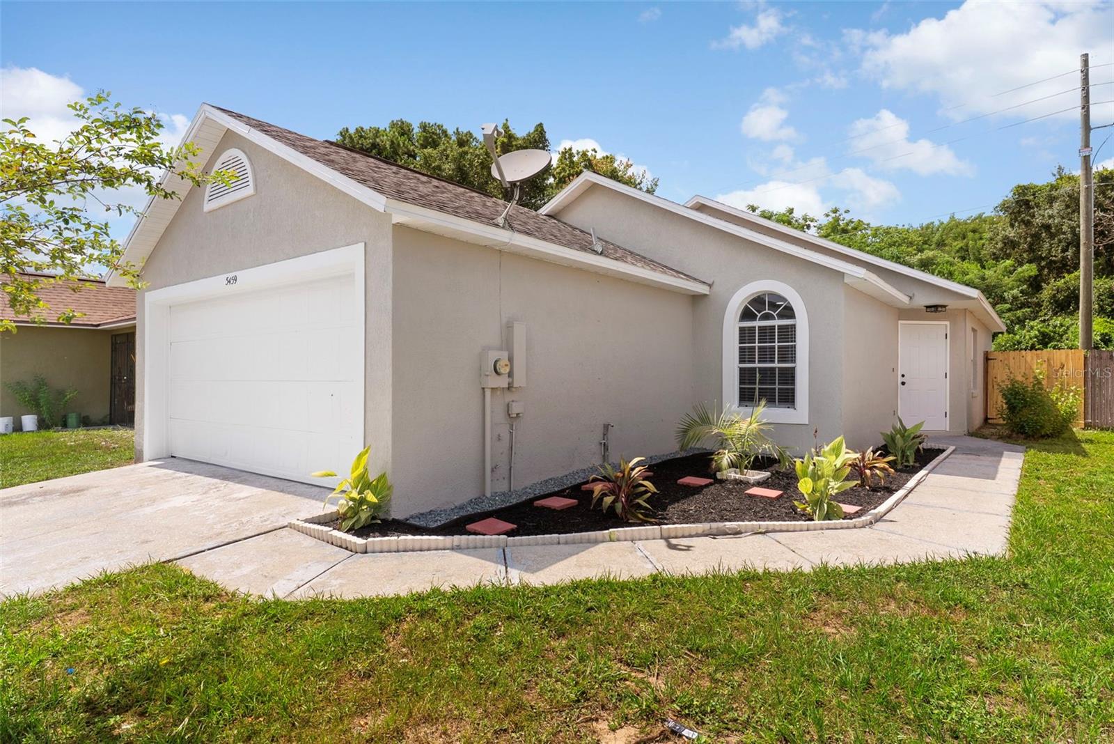En Venta 5459 SEEDLING LN, ORLANDO, FL 32811