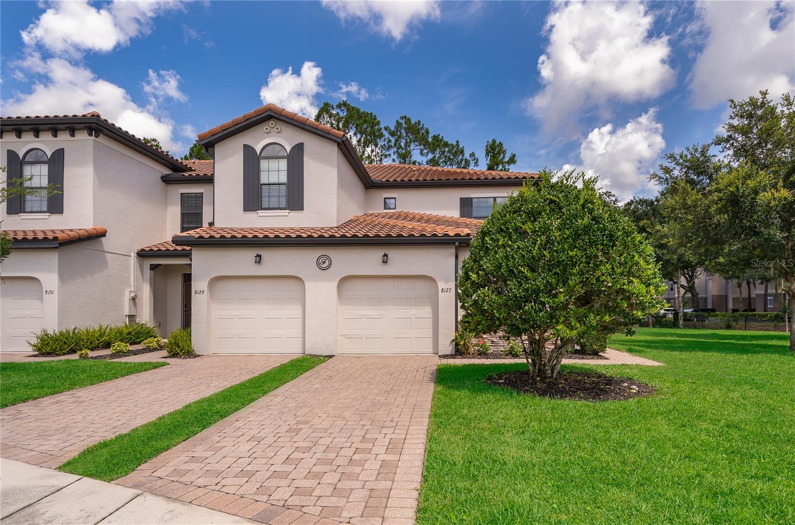 Foto de propiedad en 8127 ROSEVILLE BLVD DAVENPORT con MLS# O6423209