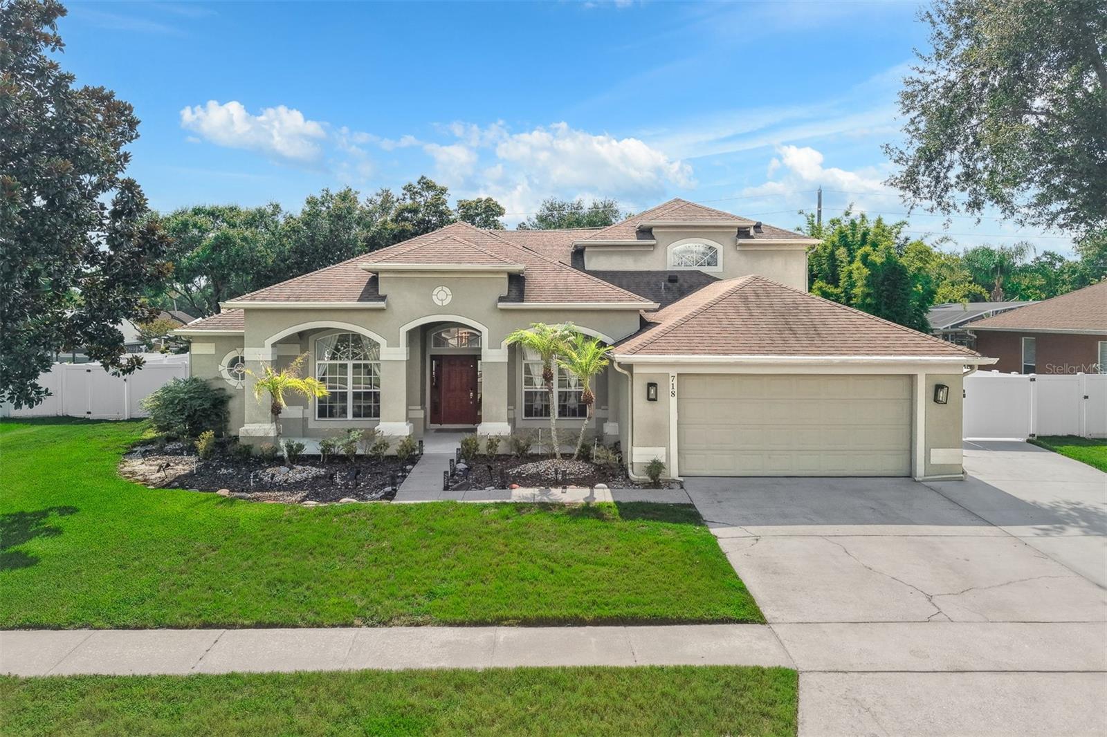 En Venta 718 LITTLE HAMPTON LN, GOTHA, FL 34734