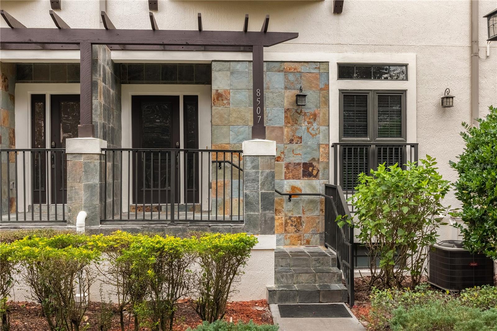 Foto de propiedad en 8507 KEDIAMAN AVE #8507 ORLANDO con MLS# O6423903
