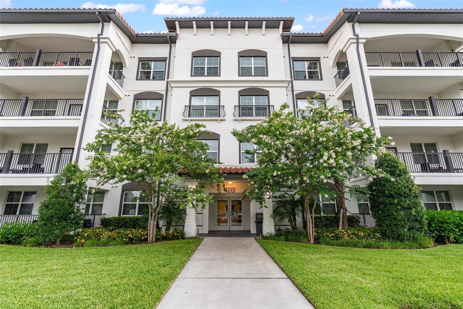 Foto de propiedad en 4001 BREAKVIEW DR #D409 ORLANDO con MLS# O6424874