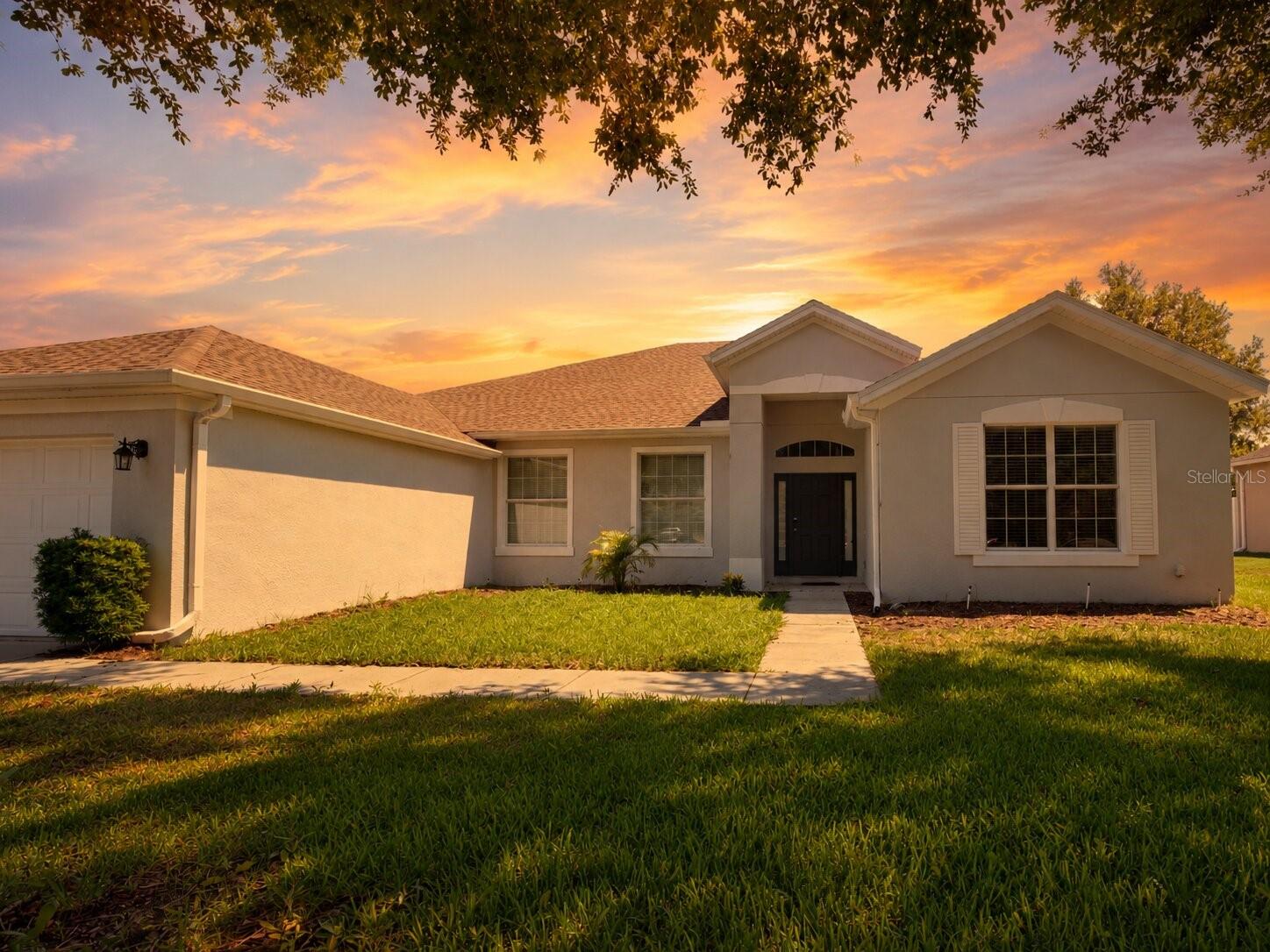 Foto de propiedad en 1147 DEGRAW DR APOPKA con MLS# O6425361